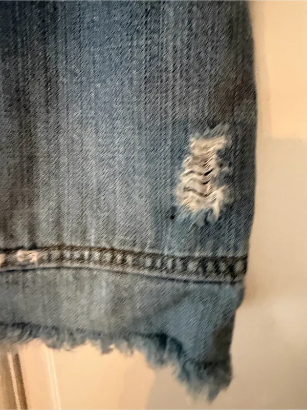 Vintage Abercrombie & Fitch Light Wash Distressed Denim Mini Skirt Size 6 - Image 2