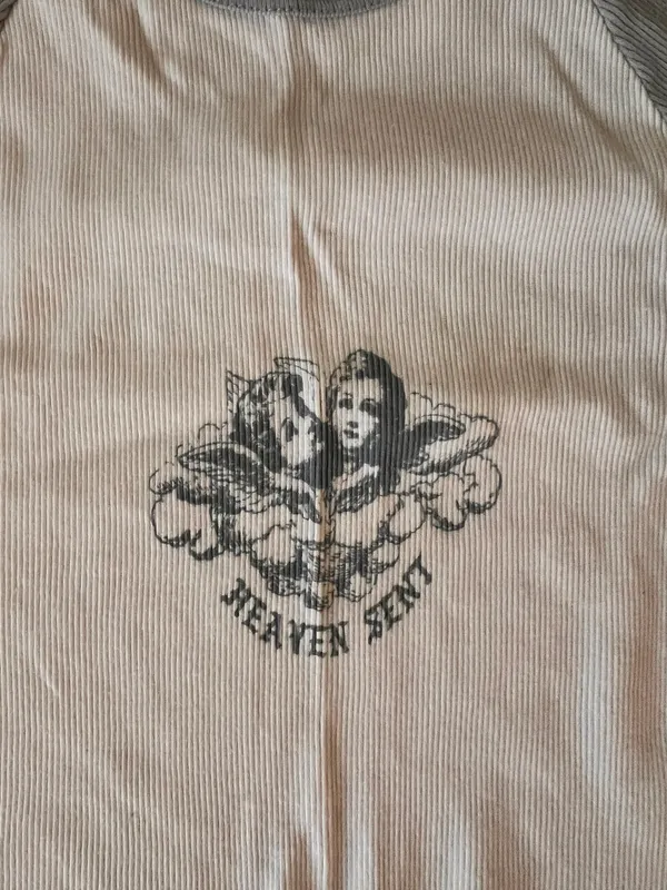 Brandy Melville cropped baby tee - Image 3