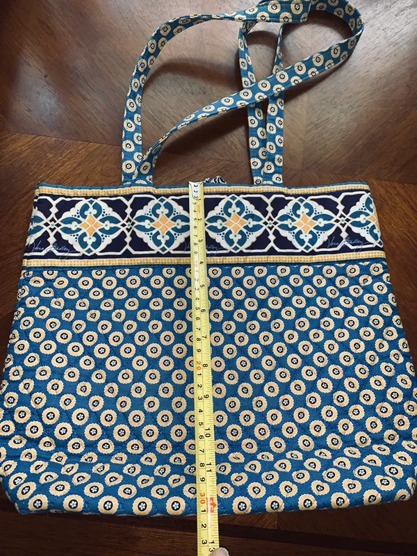 Quilted Cloth Tote Bag - Image 4