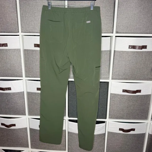 Figs Women's Technical Collection Scrub Pants Size M/T - Image 3