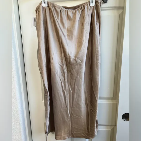 Brand New Satin Slip Skirt - Image 4