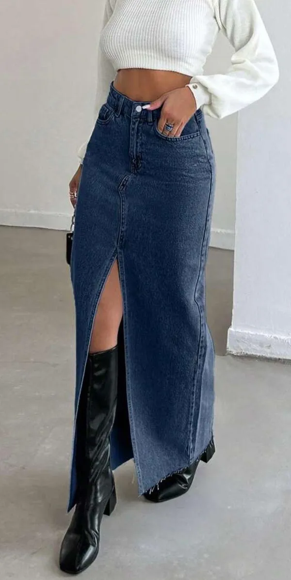 Boutique Denim Skirt - Image 2