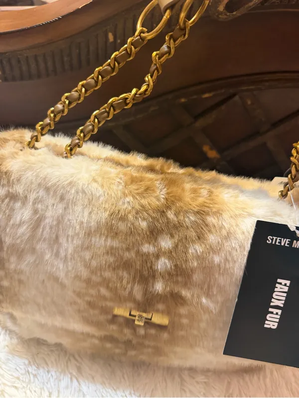 Steve Madden Faux Fur Shoulder Bag in Light Brown with Gold Hardware - Image 3