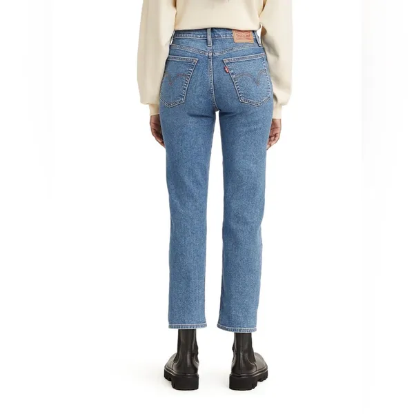 Levi’s Premium Wedgie Droit Straight Jeans women's Size 27 Light Wash - Image 2