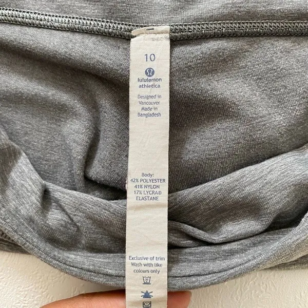 Lululemon Gray Cropped Leggings Size 10 Athleisure Activewear Yoga Pants - Image 2