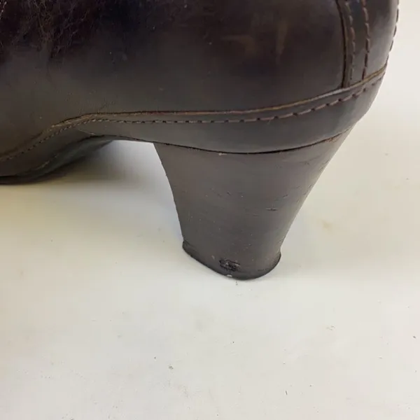 Clarks Artisan Brown Leather High Heel Clogs Size 8.5 A3‎ - Image 9