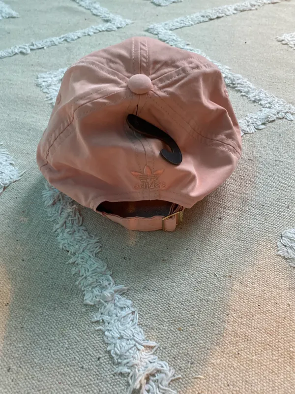 Adidas pink hat - Image 2