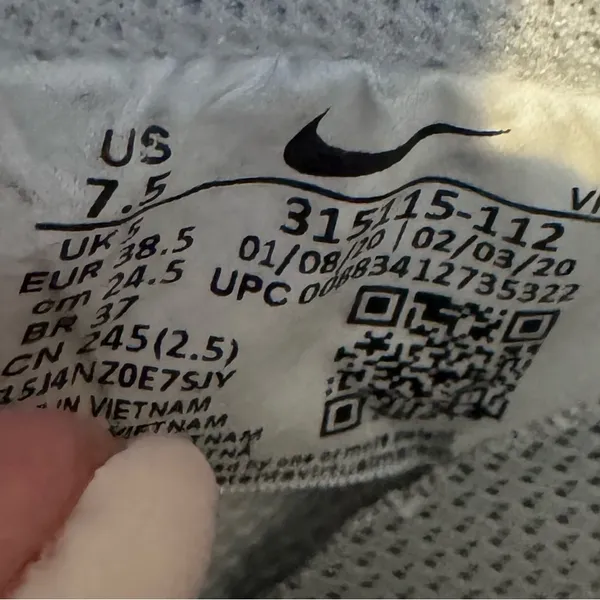 Nike White  Air Force Athletic Shoes - Image 6