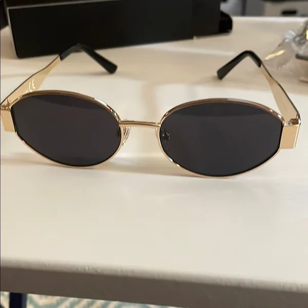 New 90’s style Sojos Gold and Black Oval Sunglasses uv 400 - Image 2