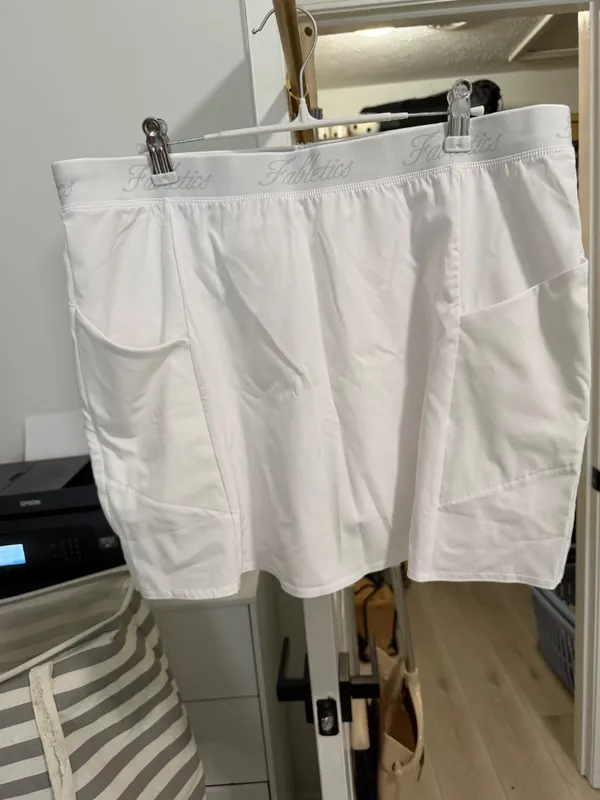 Fabletics White Woven Pocket Skirt with Built-In Short Size X-Large XL - Image 3