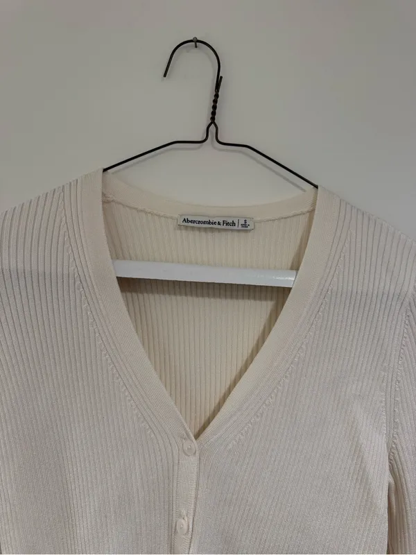 Abercrombie & Fitch Cream Ribbed V-Neck Long Sleeve Cardigan - Image 2