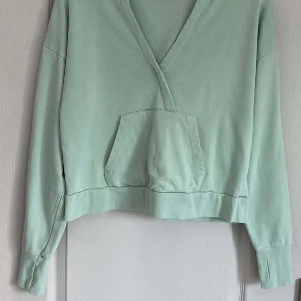Sweaty Betty Restful After Class Hoodie Sage Green V-Neck Thumbhole Sweatshirt S - Image 11