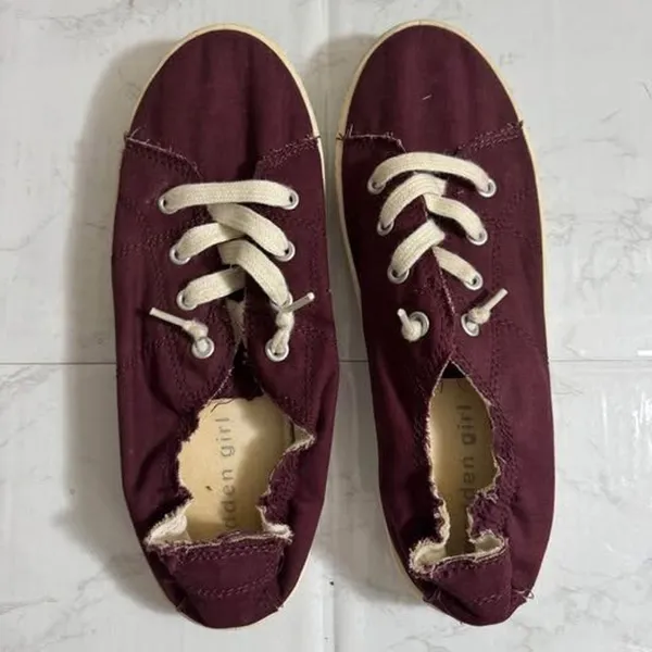 Madden Girl Sneaker Women 8 Red Marisa Round Toe Lace‎ Up Casual Comfort Canvas - Image 2