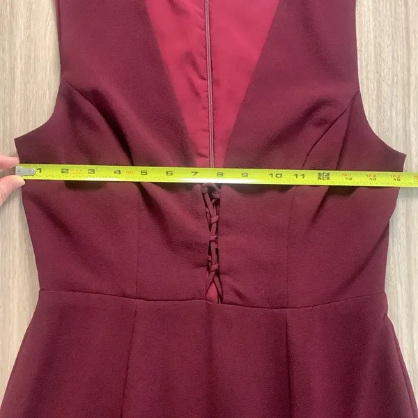 WAYF The Casey Plunge Neck Sleeveless Long Dress Burgundy Small! - Image 8