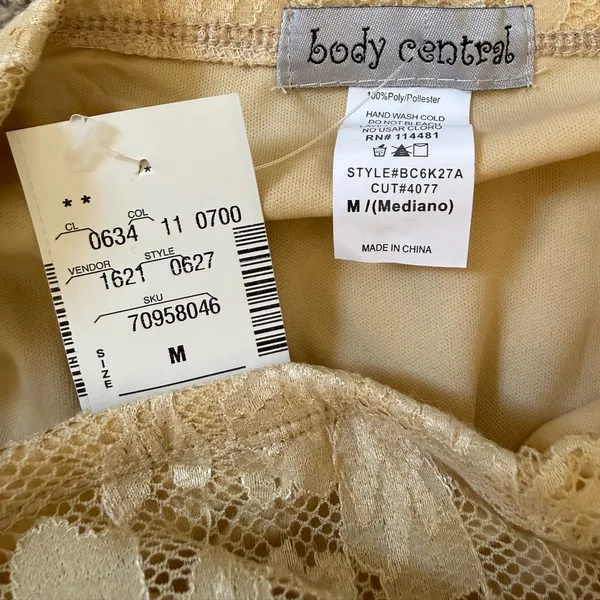 Vintage NWT Body Central Elegant Boho Cottagecore Prarie Cream Floral Maxi Skirt - Image 6