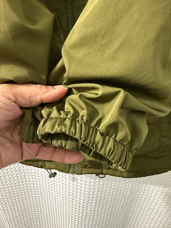 Old Navy Active Women’s Olive Green Active Hooded Jacket Size Medium - Image 3