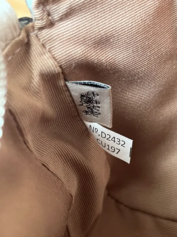 Coach Nolita 19 - Image 13
