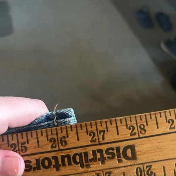 NWT Everlane The ’90s Cheeky Jean in Vintage Mid Blue Size 28 Button Fly Closure - Image 9
