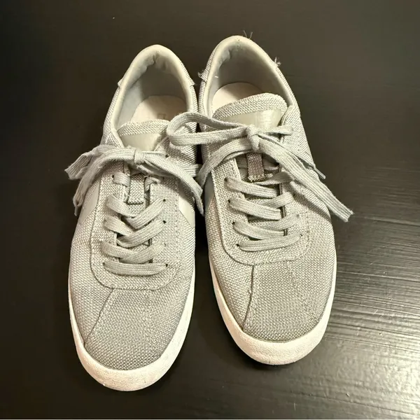 Gray Converse‎ Sneakers size 7 1/2 women’s - Image 2