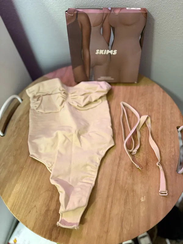 SKIMS Shapewear - Image 4