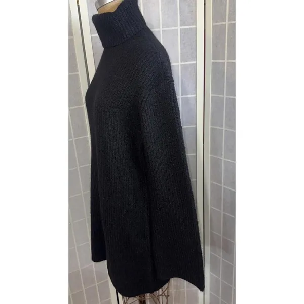Steve Madden Black Long‎ Sleeve Minimalist Designer Sweater Dress Small NWT - Image 2