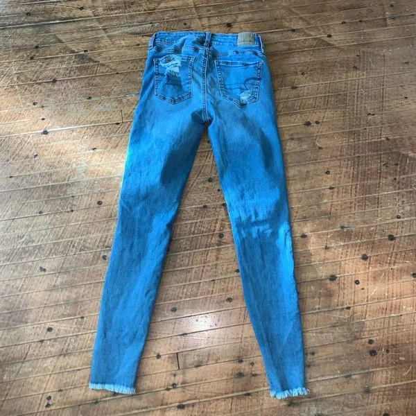 American Eagle distressed destroyed high rise 4 long jeggings - Image 3
