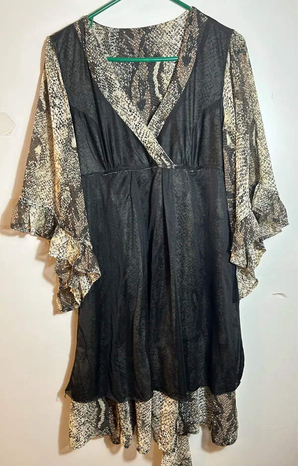 Stylish women's dress. Size M. $35. - Image 5
