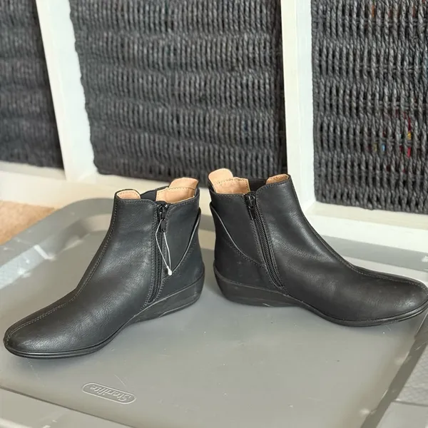 Life Stride Black Ankle Boots - Image 3
