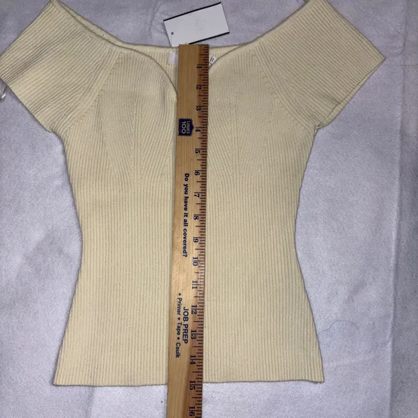 ASTR the Label Cream Ribbed Knit Top‎ V Neck Short Sleeve Fitted Womens Small - Image 7