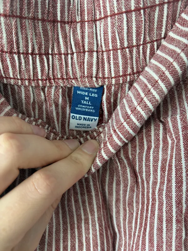 Old Navy Wide-Leg Linen Pants - Image 2