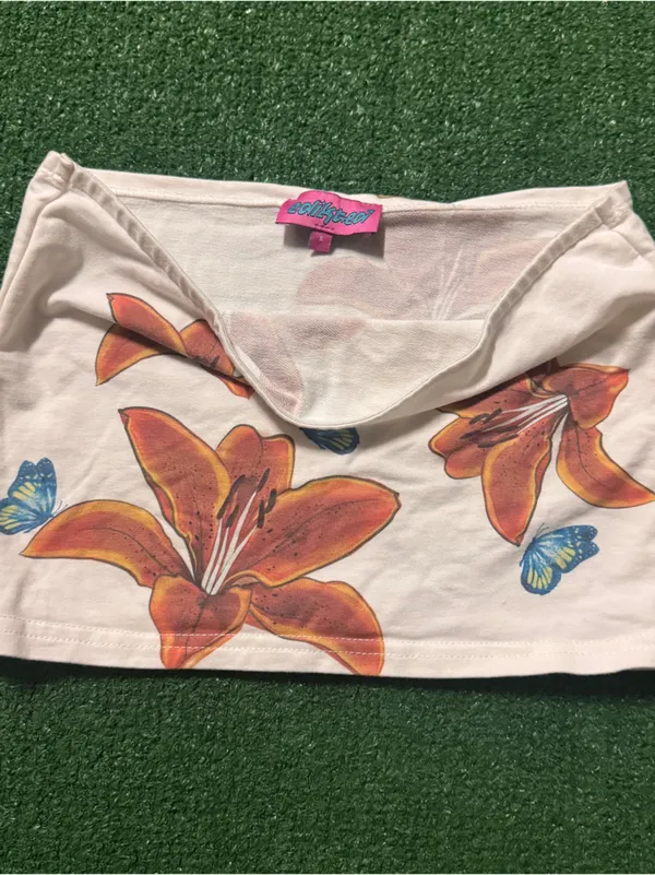Edikted White Tube Top with Orange Floral Print - Image 2