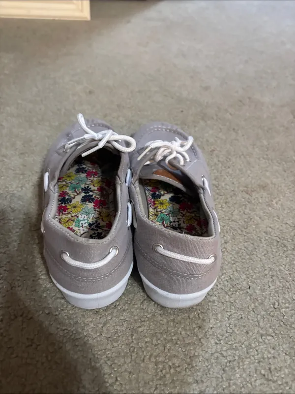 Women's Casual Canvas Boat Loafers in Light Taupe - Image 3