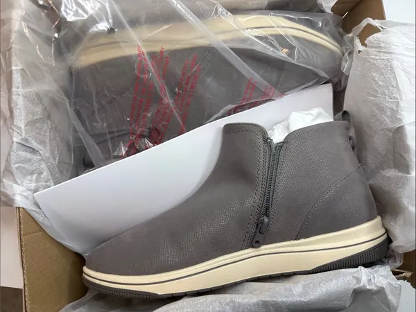 Clarks Cloudsteppers Women's Breeze Derby Wedge Booties Size 9.5M - Image 6
