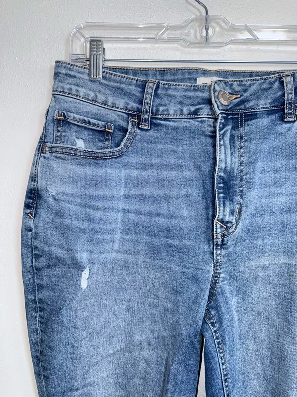 Maurices Kick Boot Ankle High Rise Jeans Medium Wash Ripped Western - Image 3
