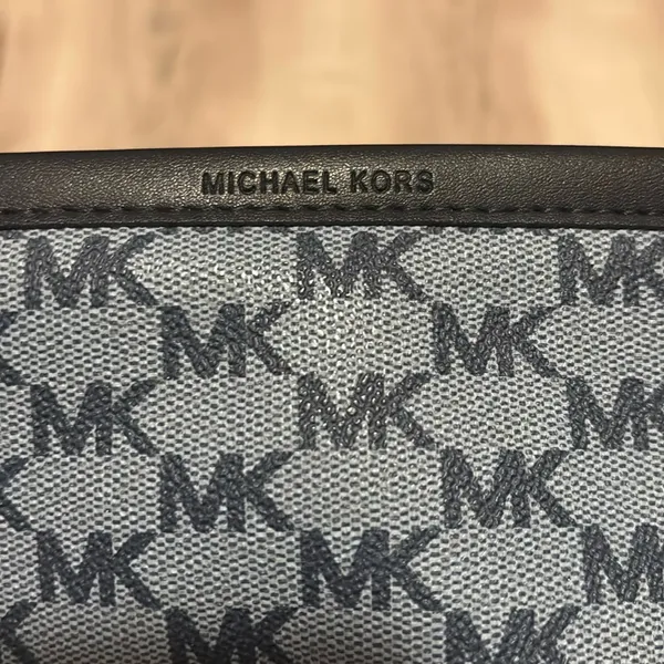 Michael Kors Navy and Black Logo Crossbody - Image 2