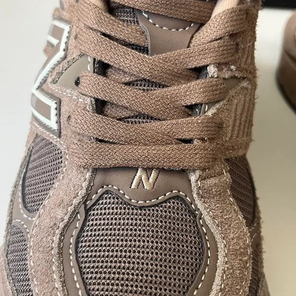 New Balance Brown 9060 sneakers - Image 4