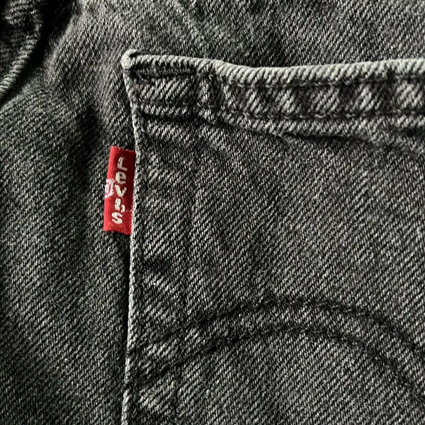 Levi’s 501 cutoff denim button fly shorts size 30 - Image 5