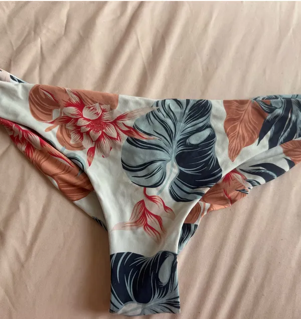 Roxy Bikini Set - Image 2