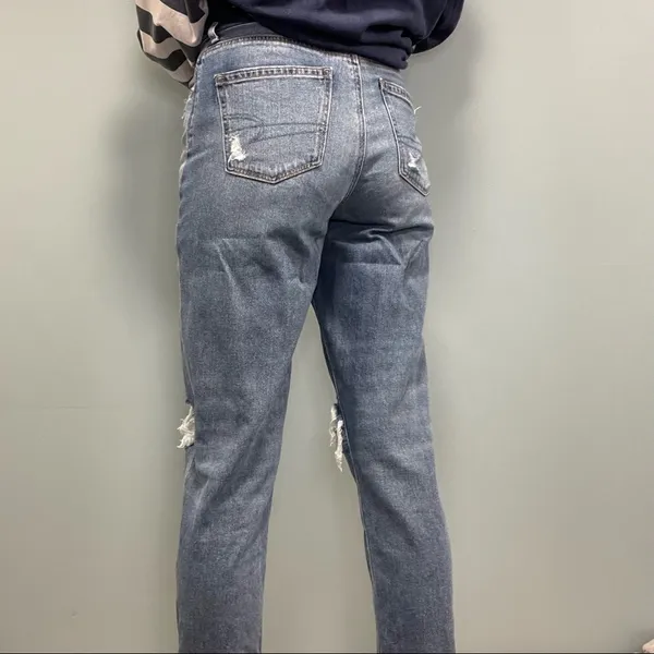 American eagle outfitters mom jeans comfort stretch waistband size 4 regular. - Image 4