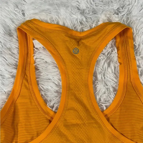 Lululemon NWT  swiftly tank top size 14 - Image 3