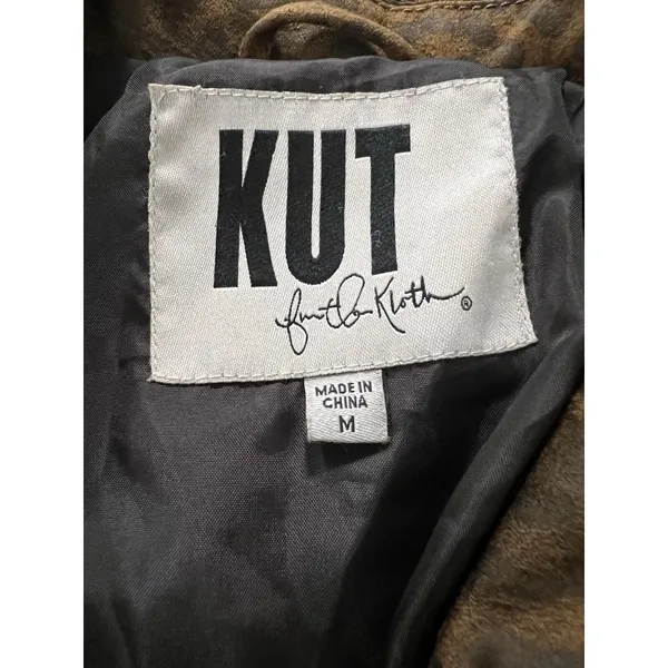 Kut From The Kloth Women Faux Suede Size‎ Medium Zip Jacket Leopard Print Preppy - Image 3