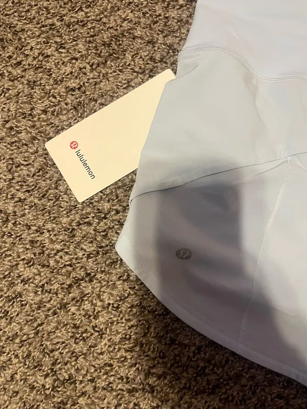 Lululemon Shorts Speed Up 4" High-Rise - Image 3