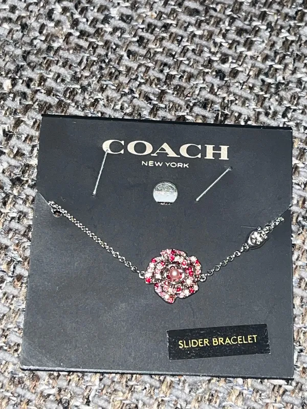 New Coach Sparkling Rose Slider Bracelet - Image 3