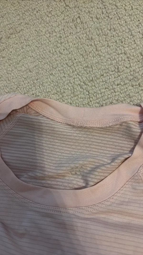 Lululemon Swiftly Tech Short Sleeve - Image 4
