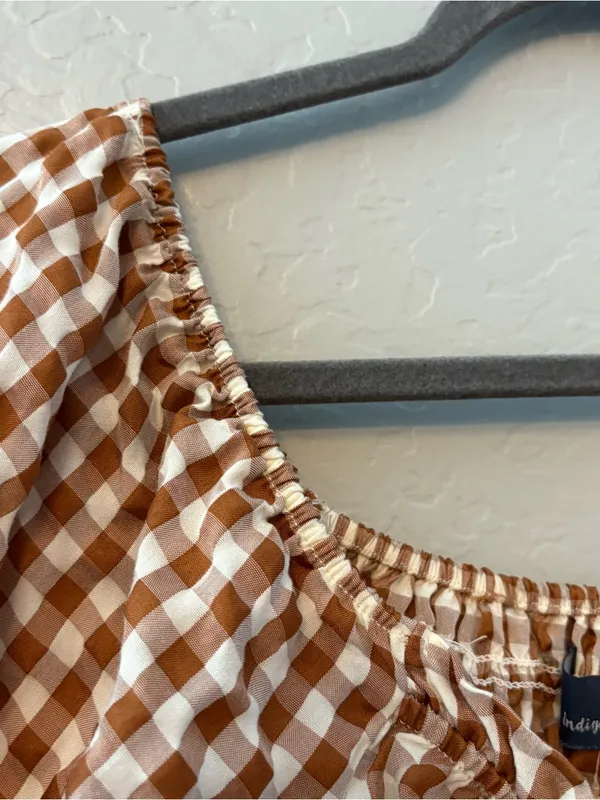Indigo Rising brown white gingham plaid tie front ruffled crop top medium - Image 8