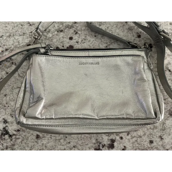 Lucky brand silver leather crossbody bag - Image 2