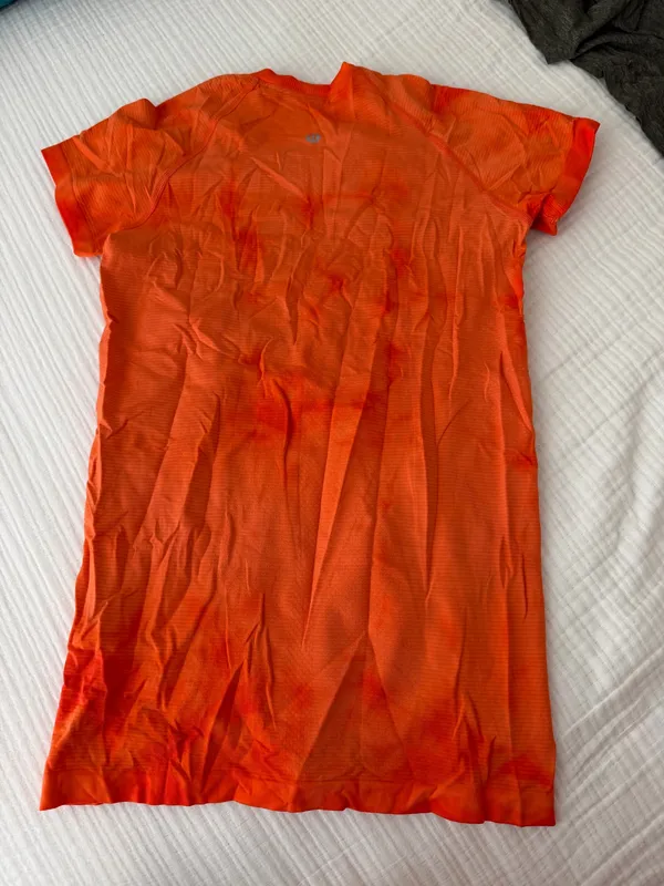 Lululemon Swiftly Tech Short Sleeve Shirt 2.0 - Marble Dye Solar Orange - Image 2