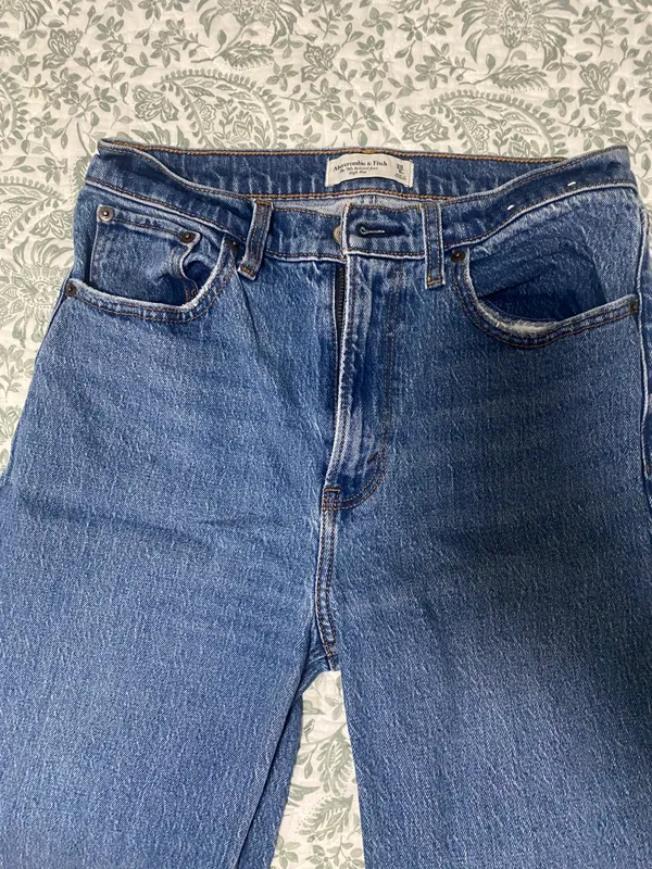 Abercrombie & Fitch Jeans - Image 4