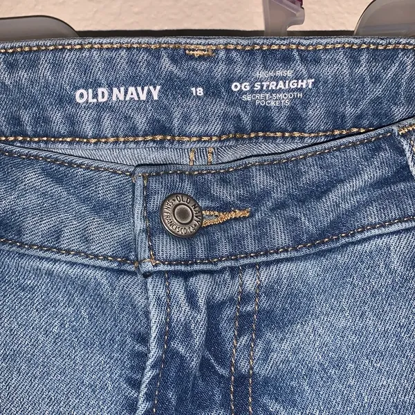 Old Navy OG Straight Jeans Secret Smooth Pockets Classic Style 18 - Image 6