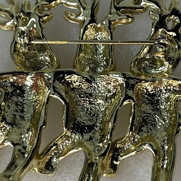 Vintage AJC three dancing deer gold tone brooch. - Image 5